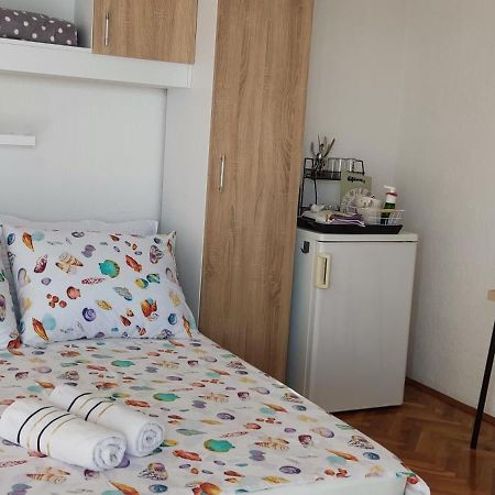 Apartment And Rooms Busa 3 Senj  Ngoại thất bức ảnh